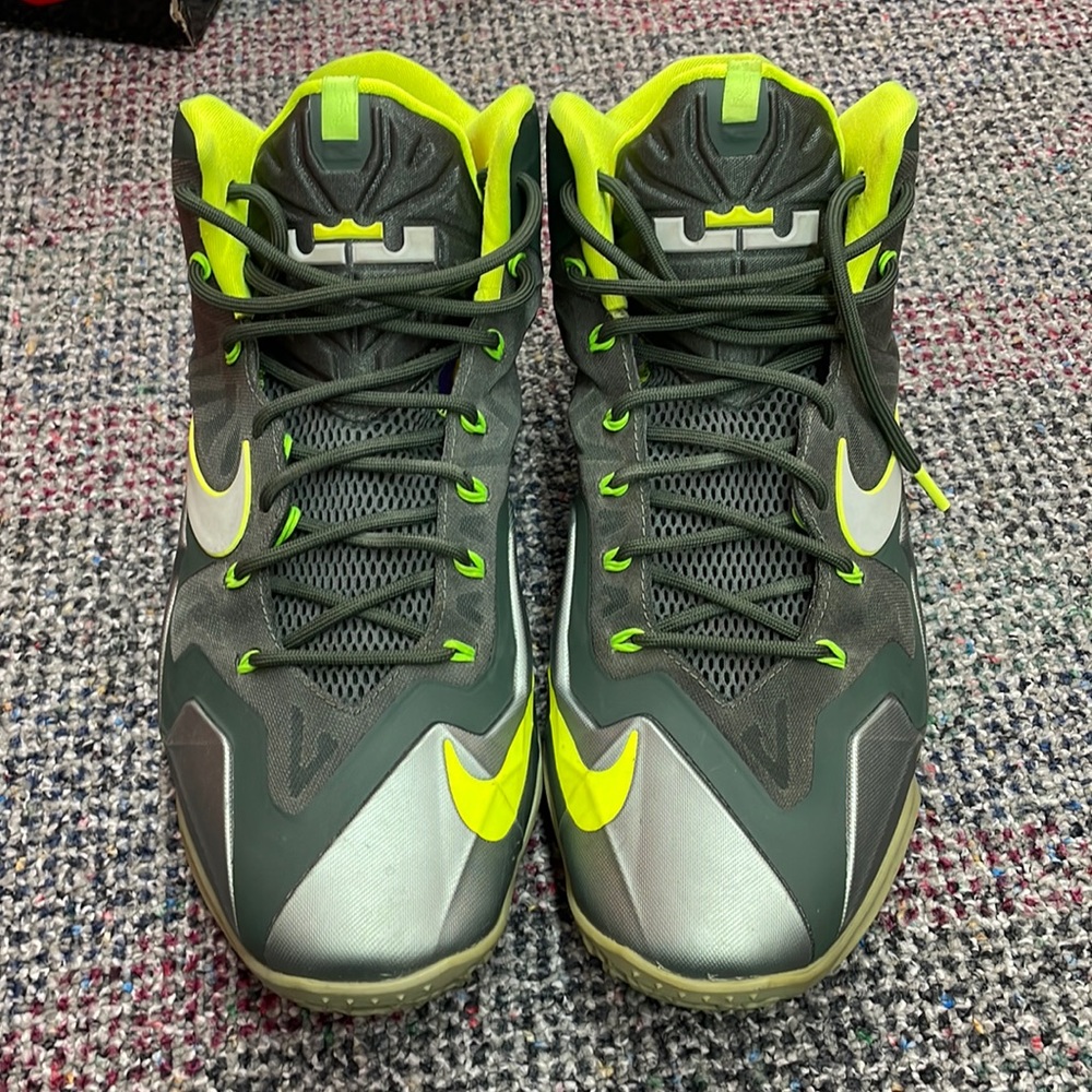 Nike Lebron